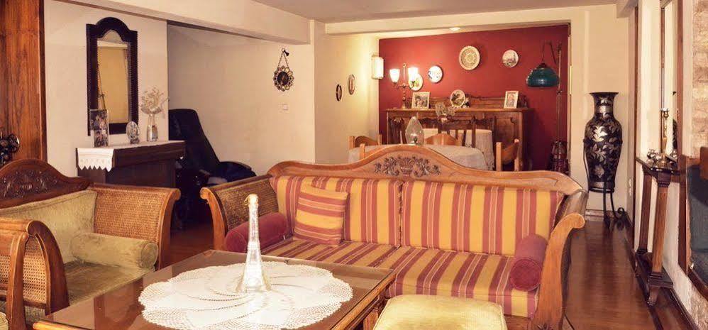 Hotel Elvetia Karpenísion Eksteriør billede